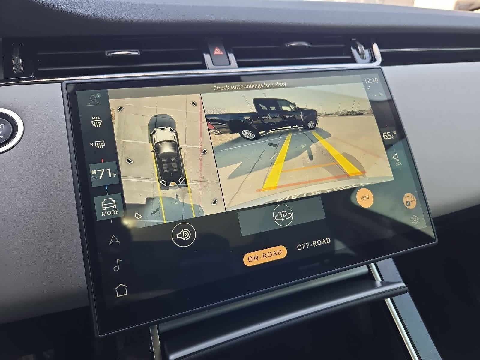 Thumbnail: 2025 Land Rover Range Rover Evoque - 30