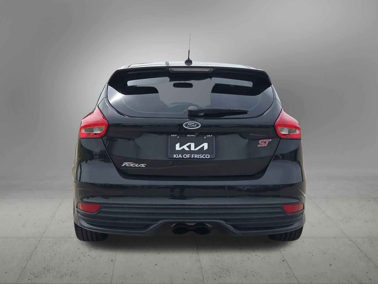 Thumbnail: 2015 Ford Focus - 5