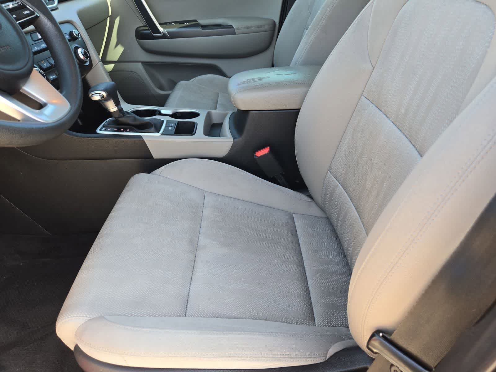 Thumbnail: 2022 Kia Sportage - 14