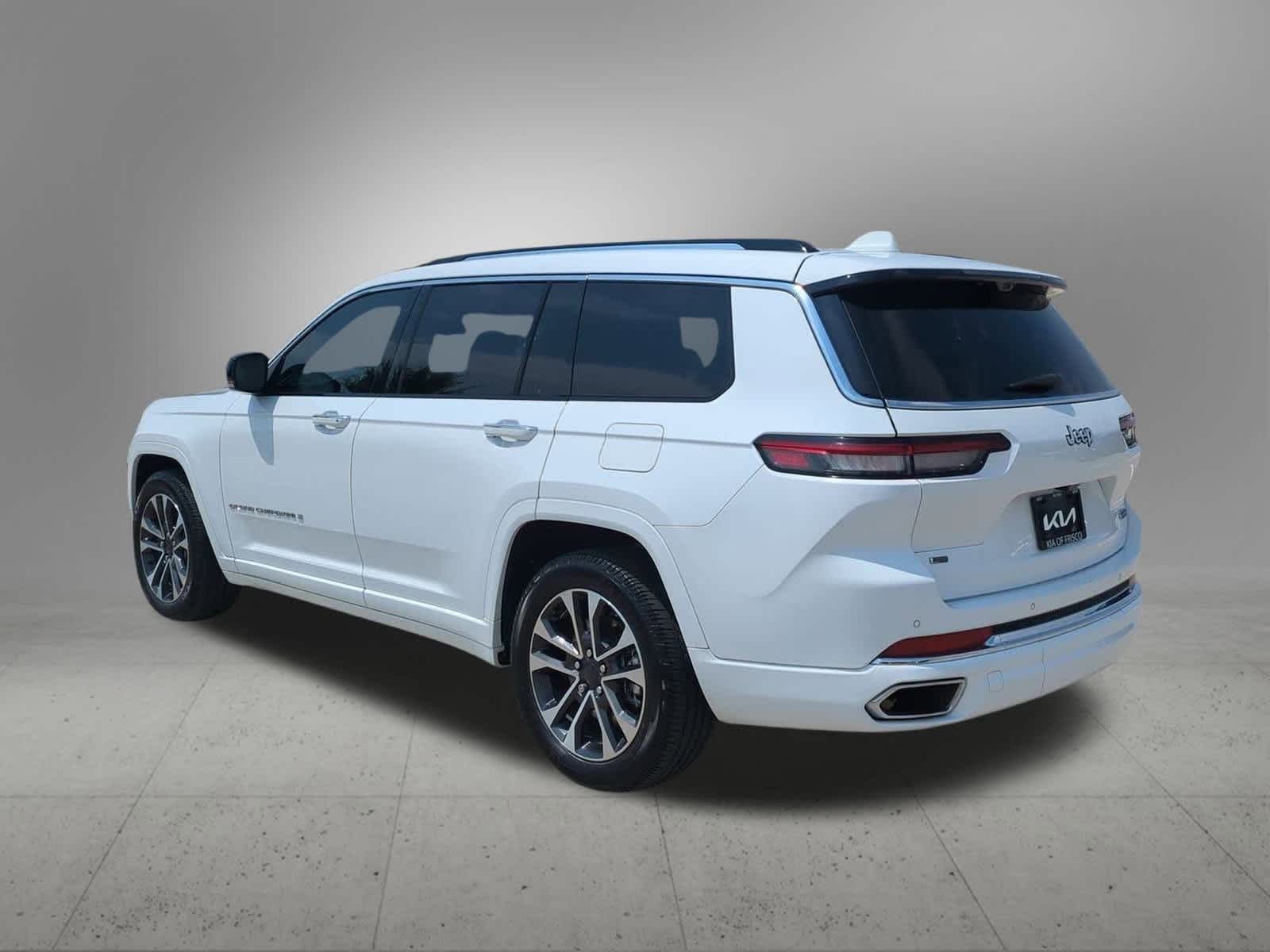 Thumbnail: 2022 Jeep Grand Cherokee - 4