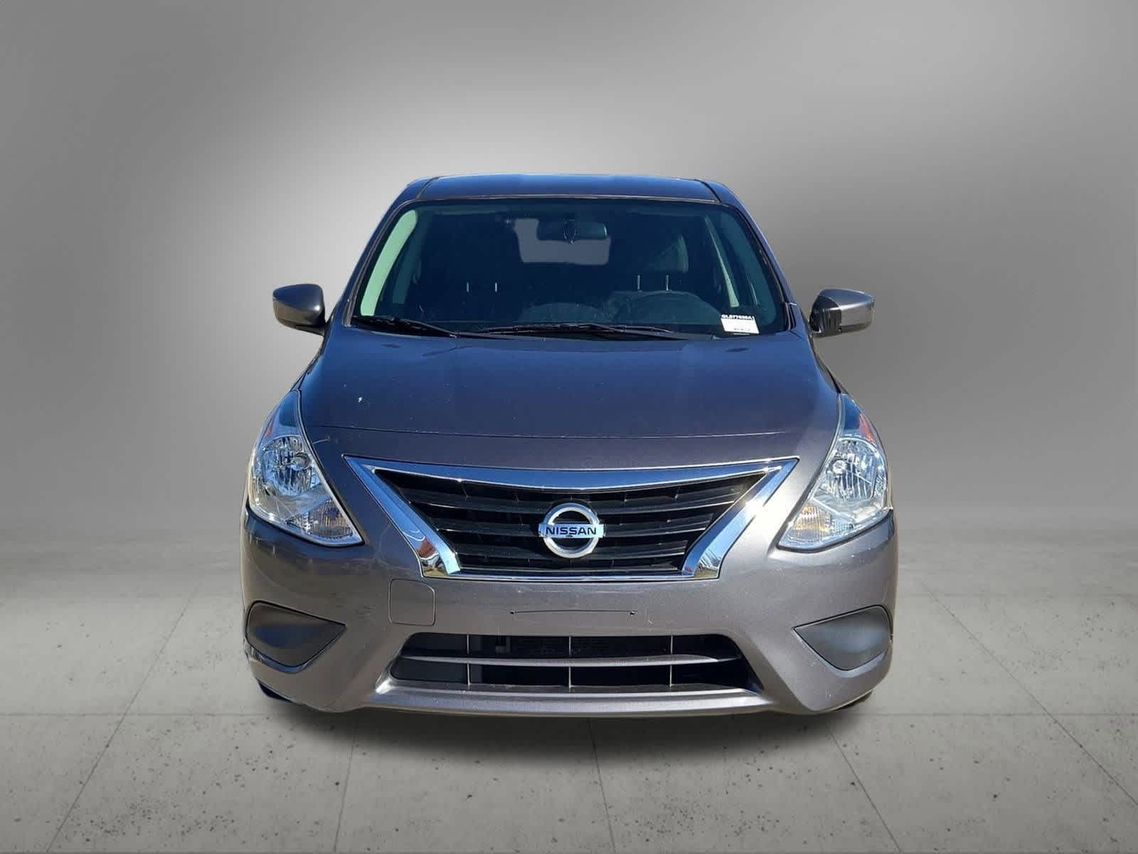 Thumbnail: 2016 Nissan Versa - 9