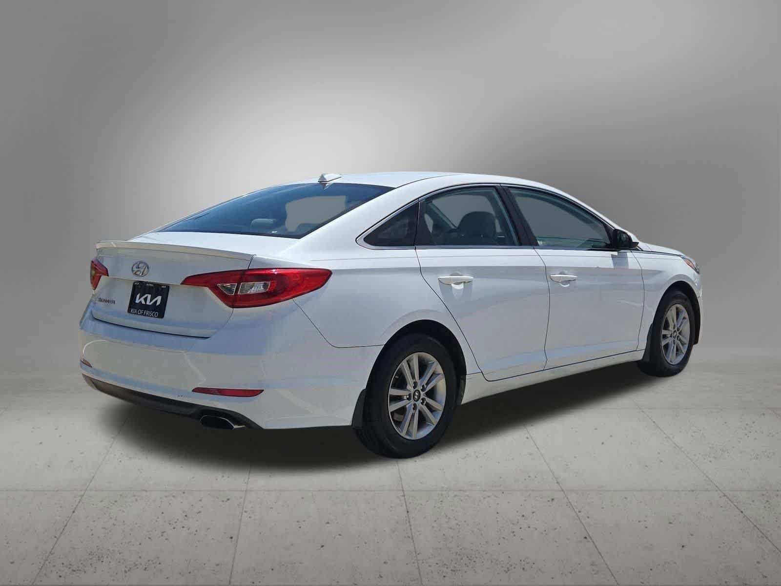 Thumbnail: 2017 Hyundai Sonata - 6