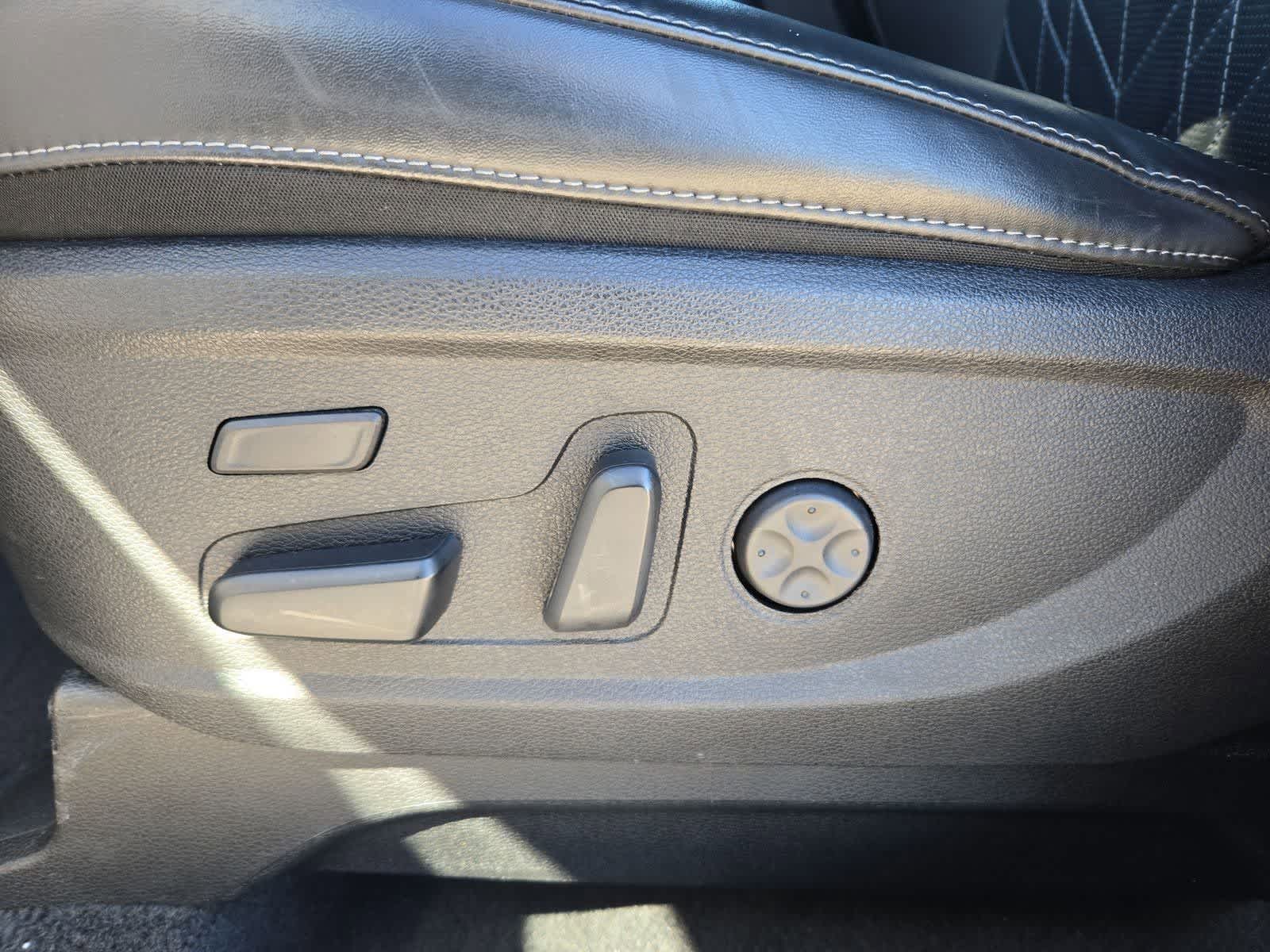 Thumbnail: 2024 Kia Telluride - 16