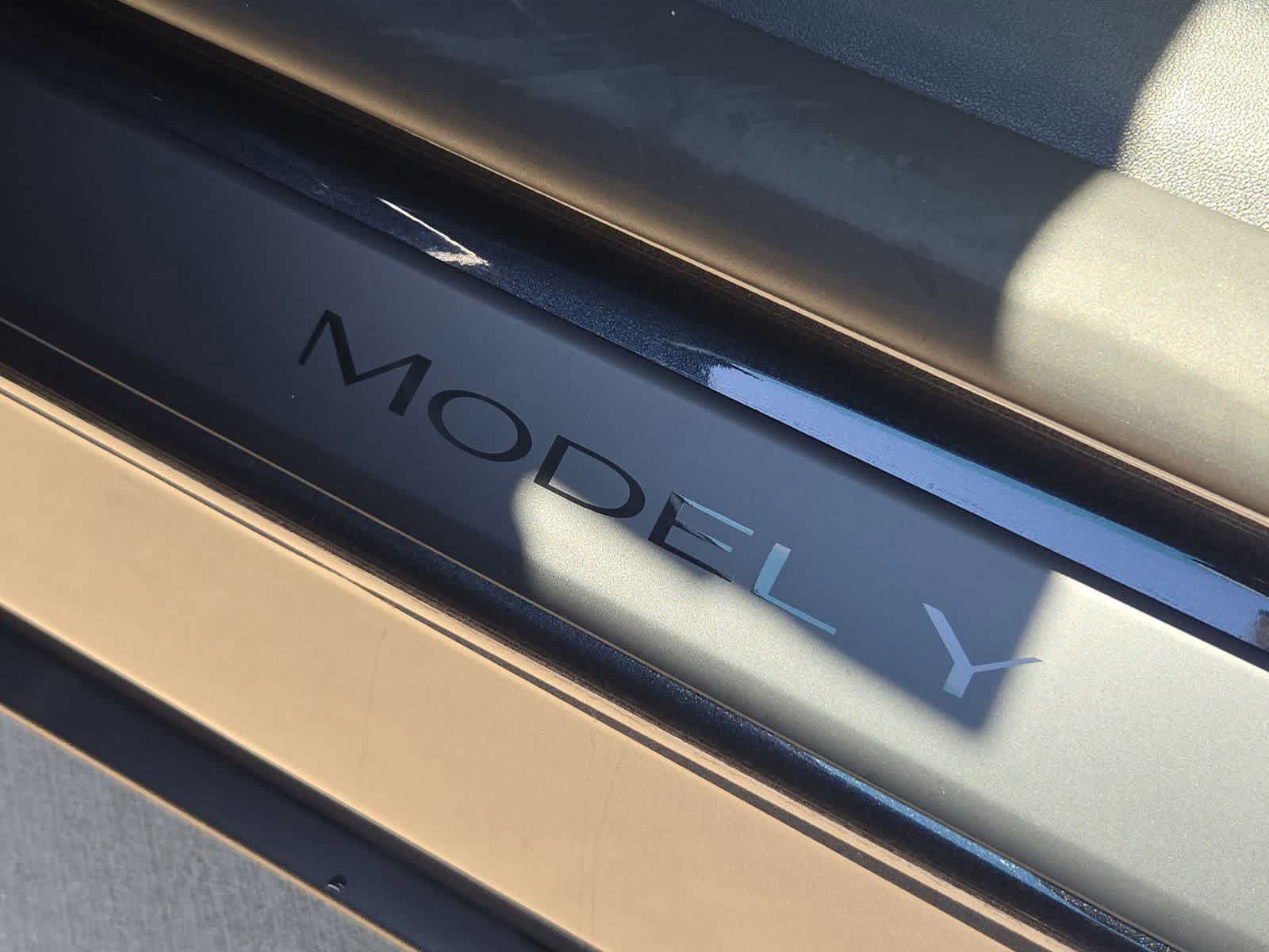 Thumbnail: 2025 Tesla Model Y - 11