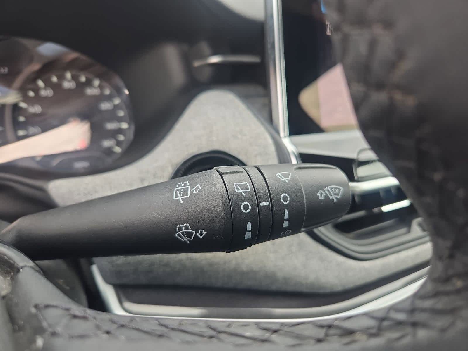 Thumbnail: 2023 Jeep Compass - 25