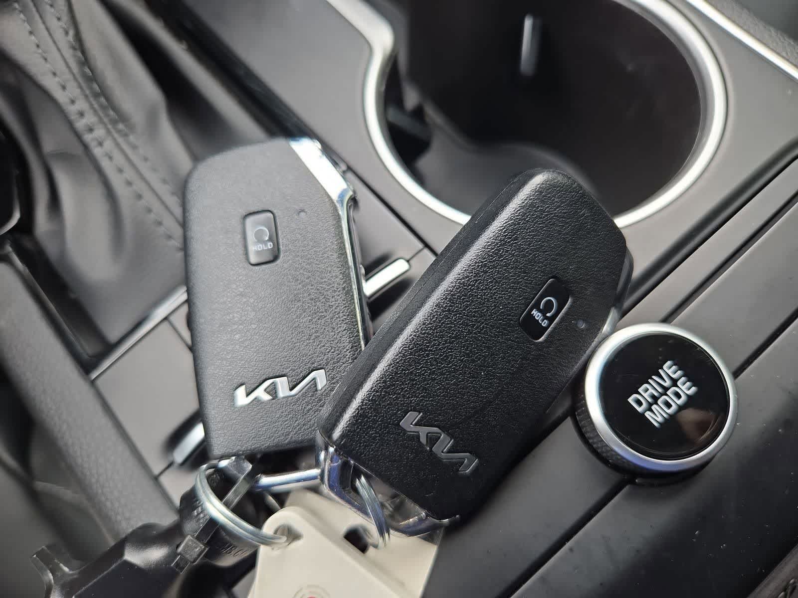 Thumbnail: 2023 Kia K5 - 32