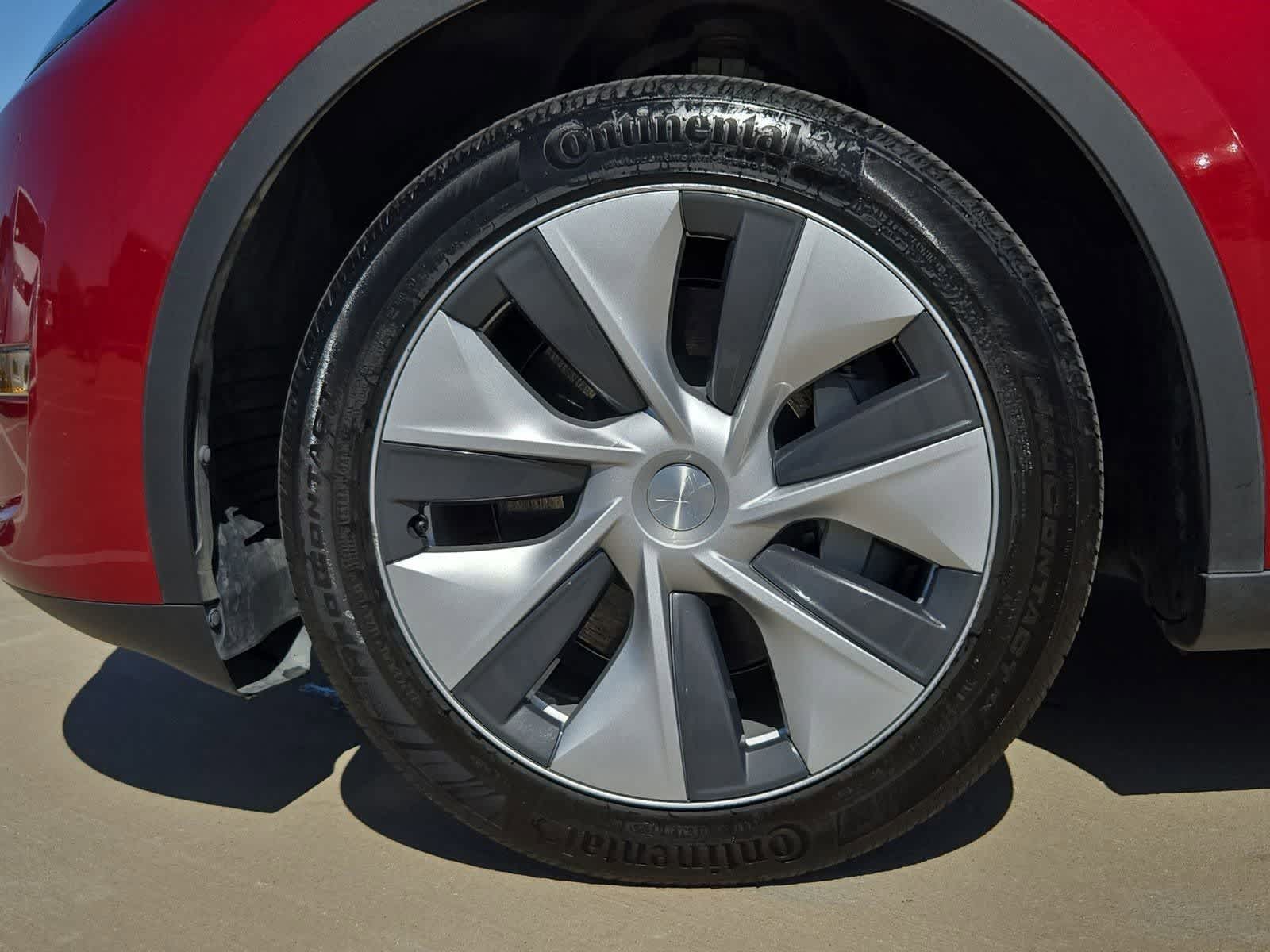 Thumbnail: 2024 Tesla Model Y - 12