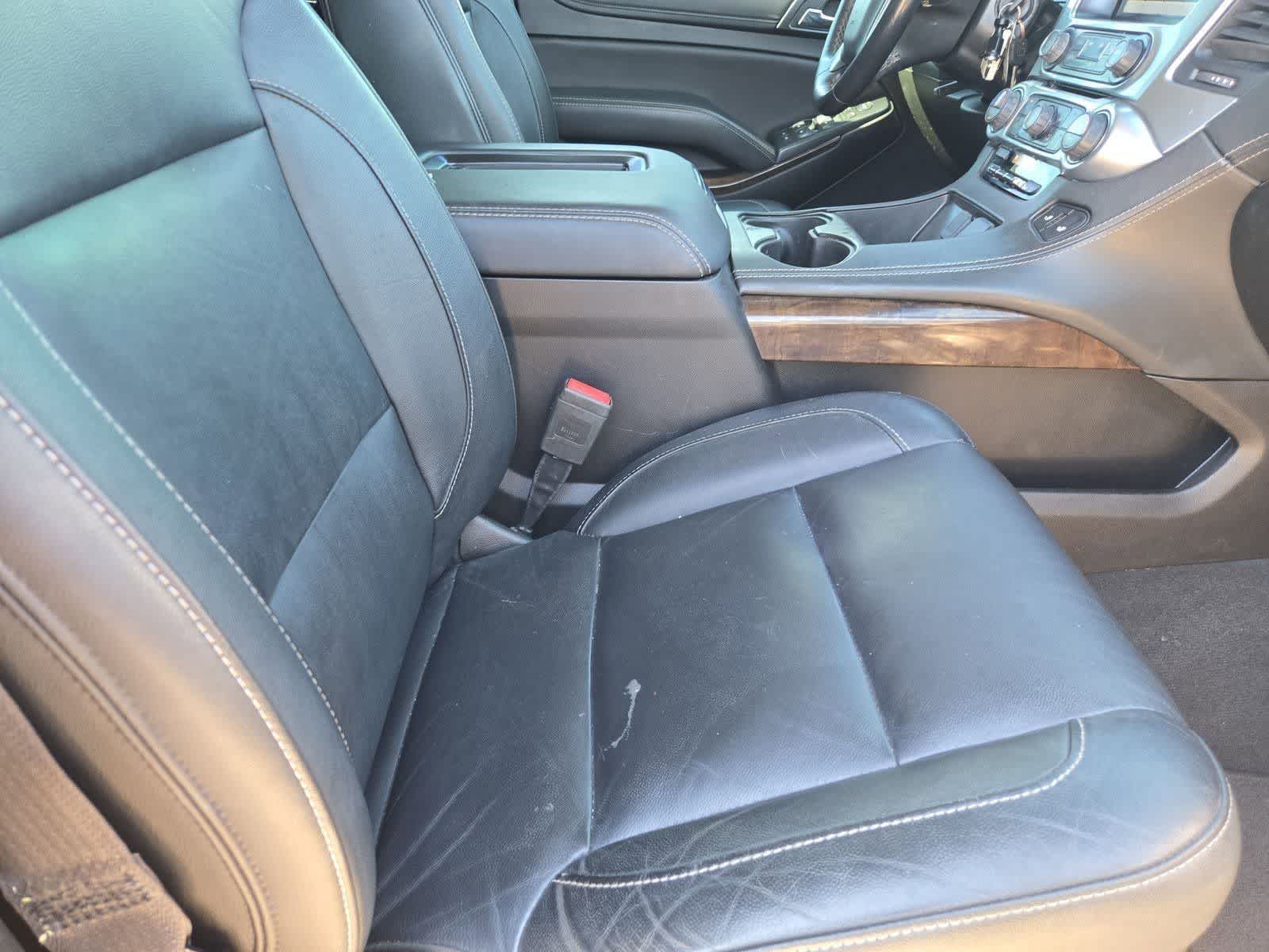 Thumbnail: 2019 Chevrolet Tahoe - 19