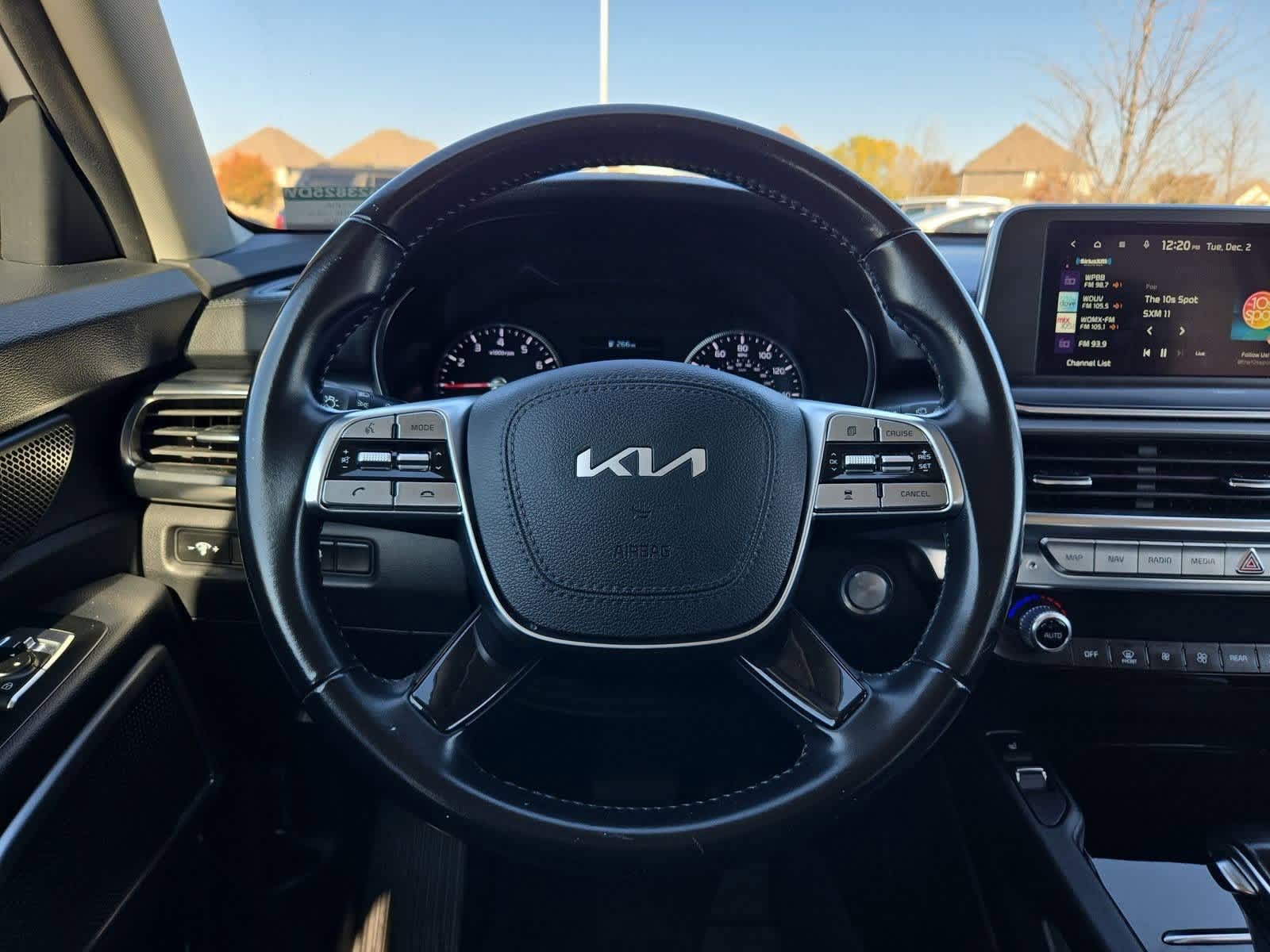 Thumbnail: 2022 Kia Telluride - 23