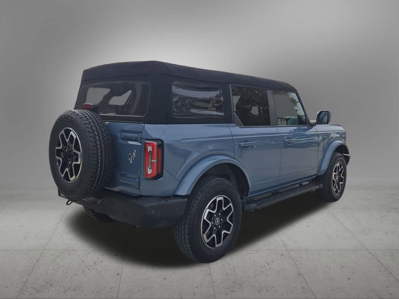 Thumbnail: 2023 Ford Bronco - 6