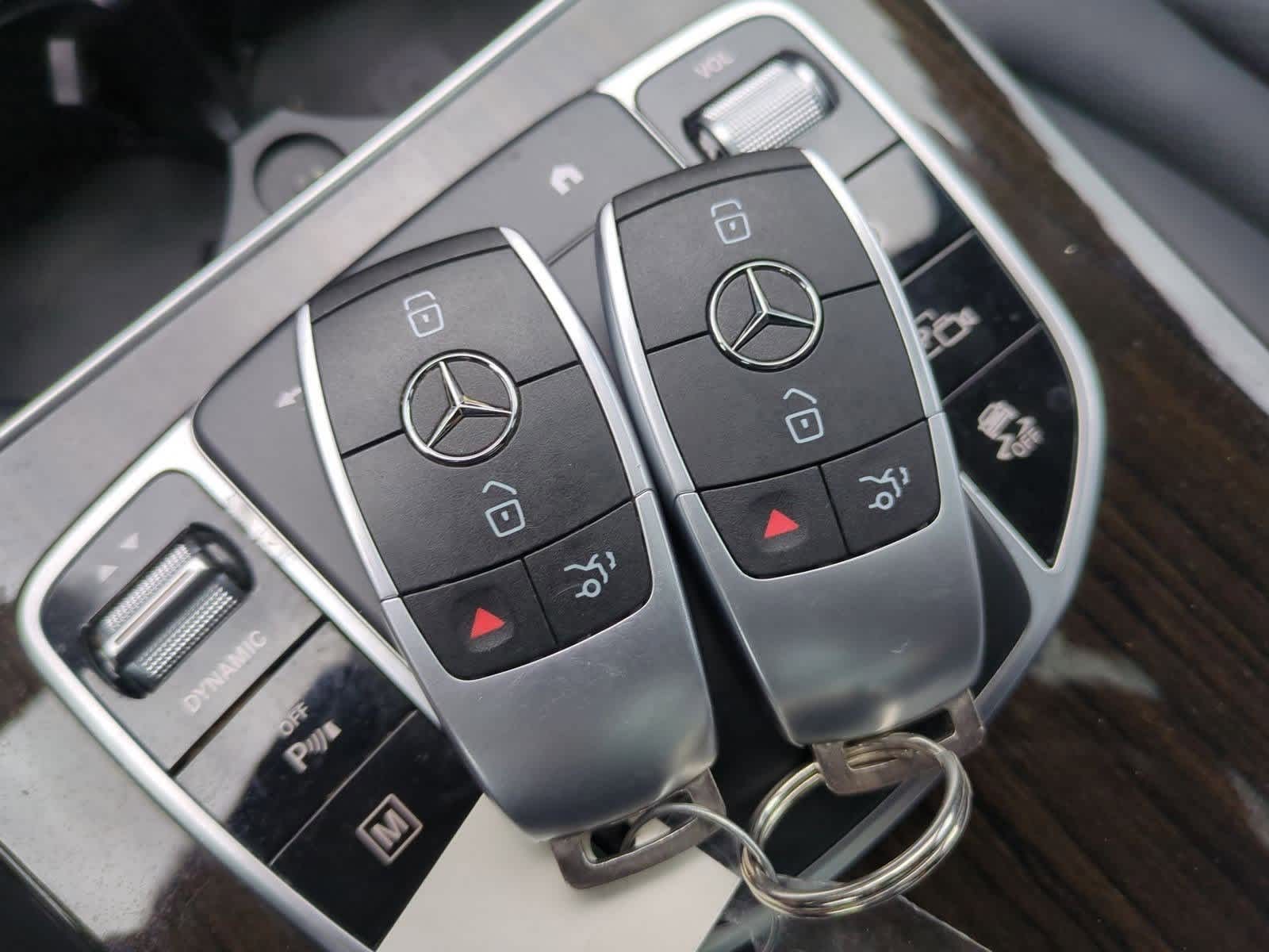 2021 Mercedes-Benz GLC 300 35