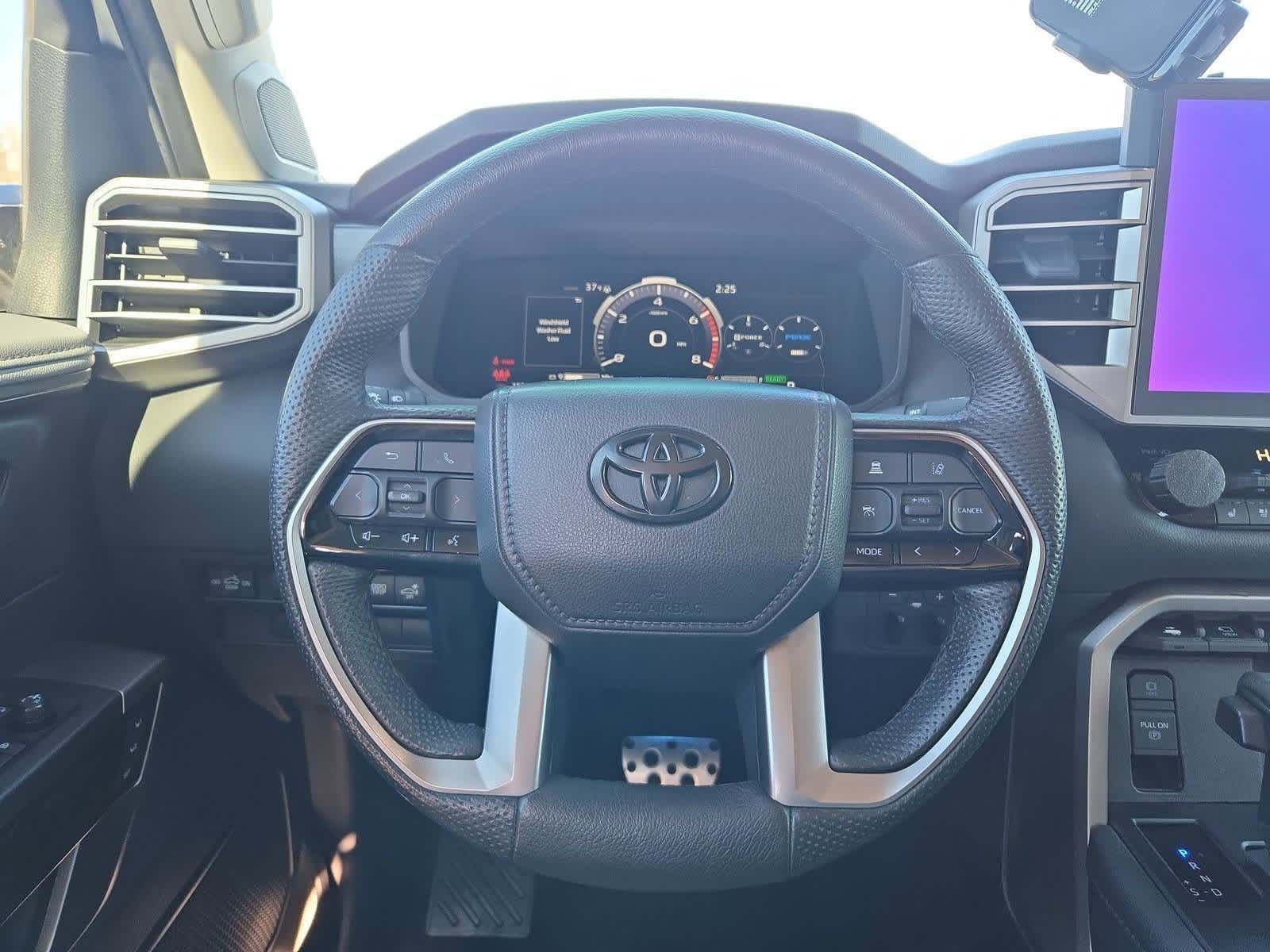 Thumbnail: 2024 Toyota Tundra - 24