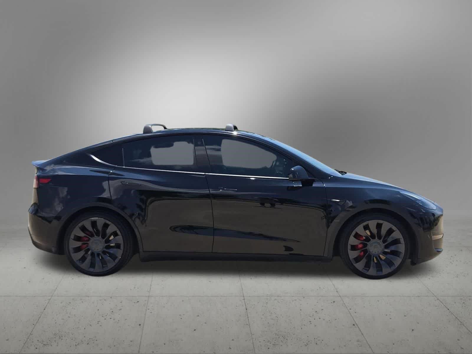 Thumbnail: 2022 Tesla Model Y - 6