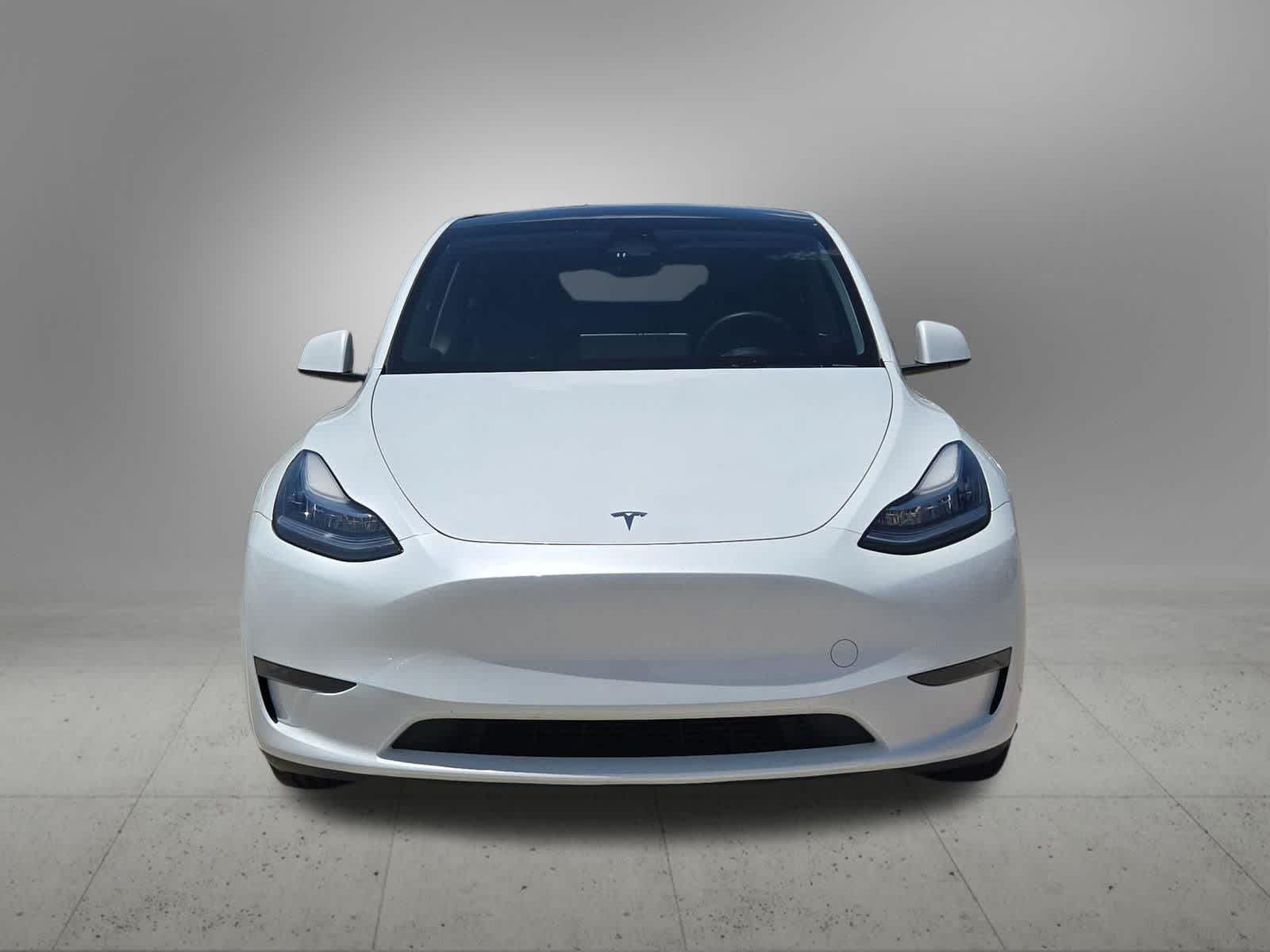 Thumbnail: 2023 Tesla Model Y - 8