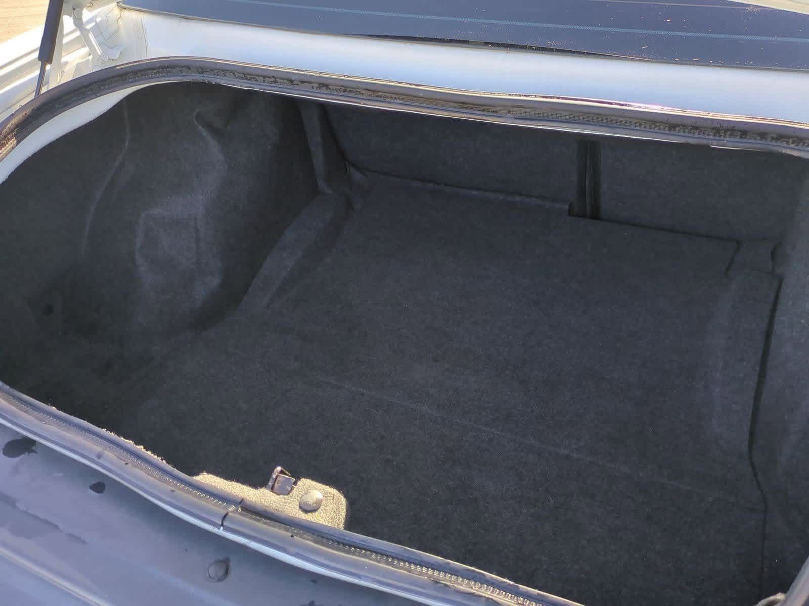 Thumbnail: 2016 Dodge Challenger - 32