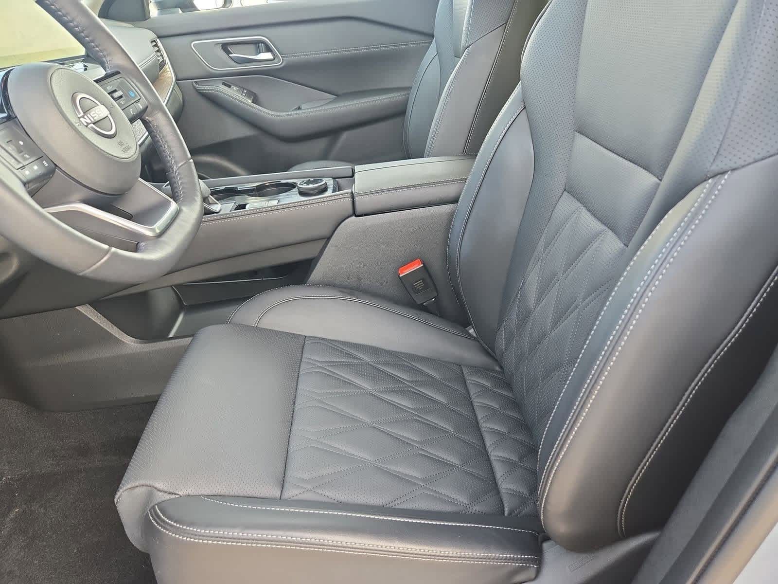 Thumbnail: 2024 Nissan Rogue - 15