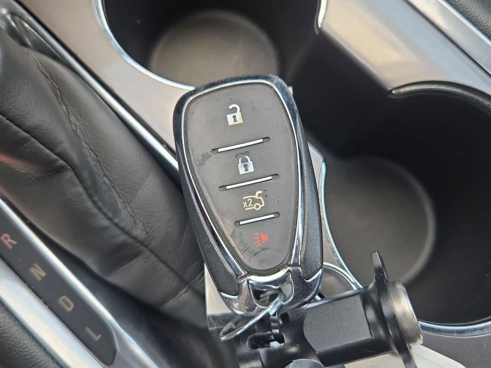 Thumbnail: 2022 Chevrolet Malibu - 32