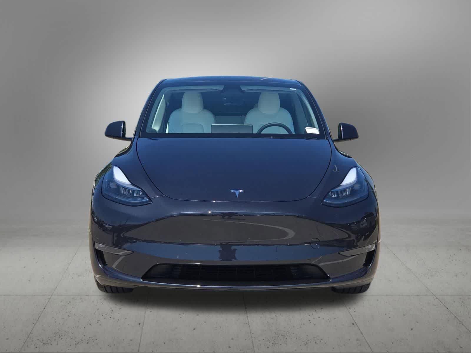 Thumbnail: 2025 Tesla Model Y - 9