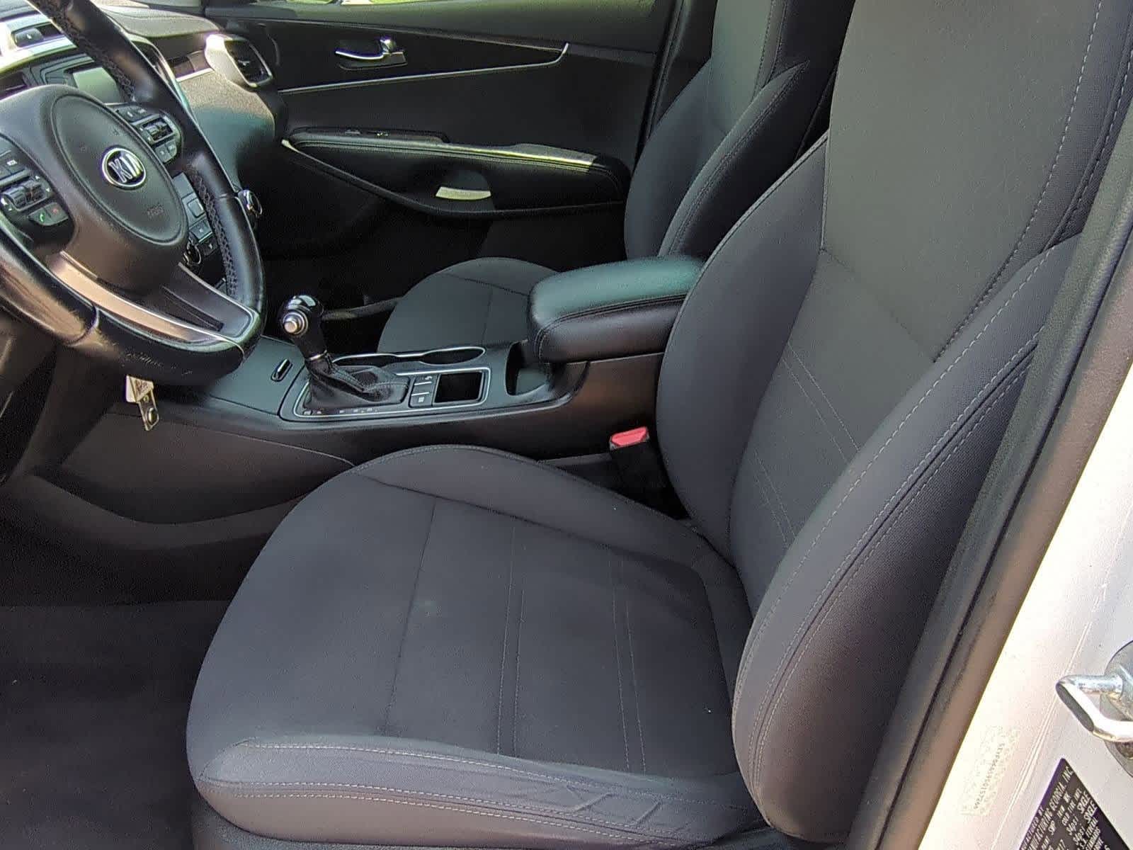 Thumbnail: 2016 Kia Sorento - 15
