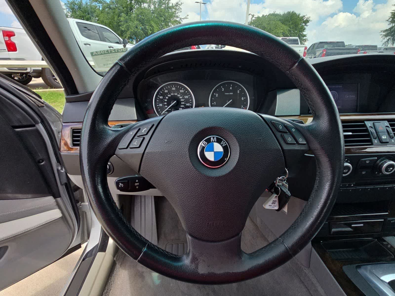 Thumbnail: 2009 BMW 5 Series - 22