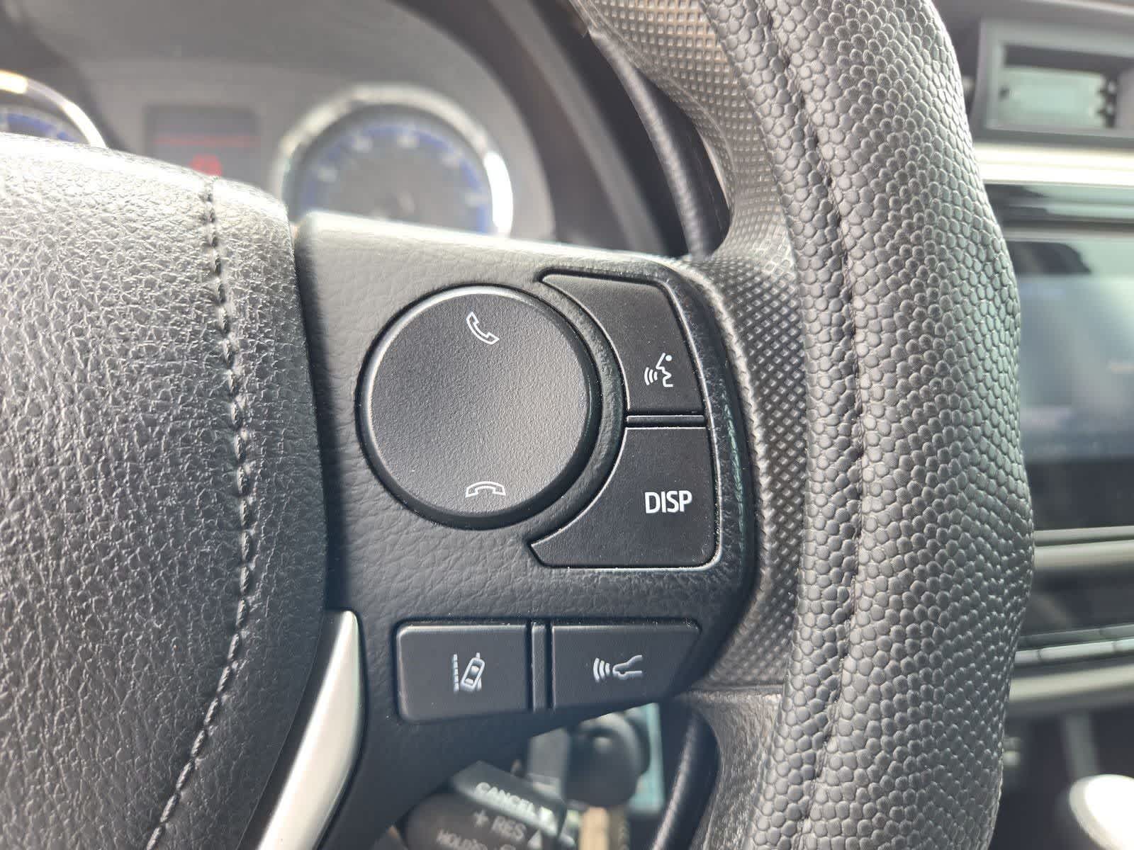 2017 Toyota Corolla LE - Photo 23