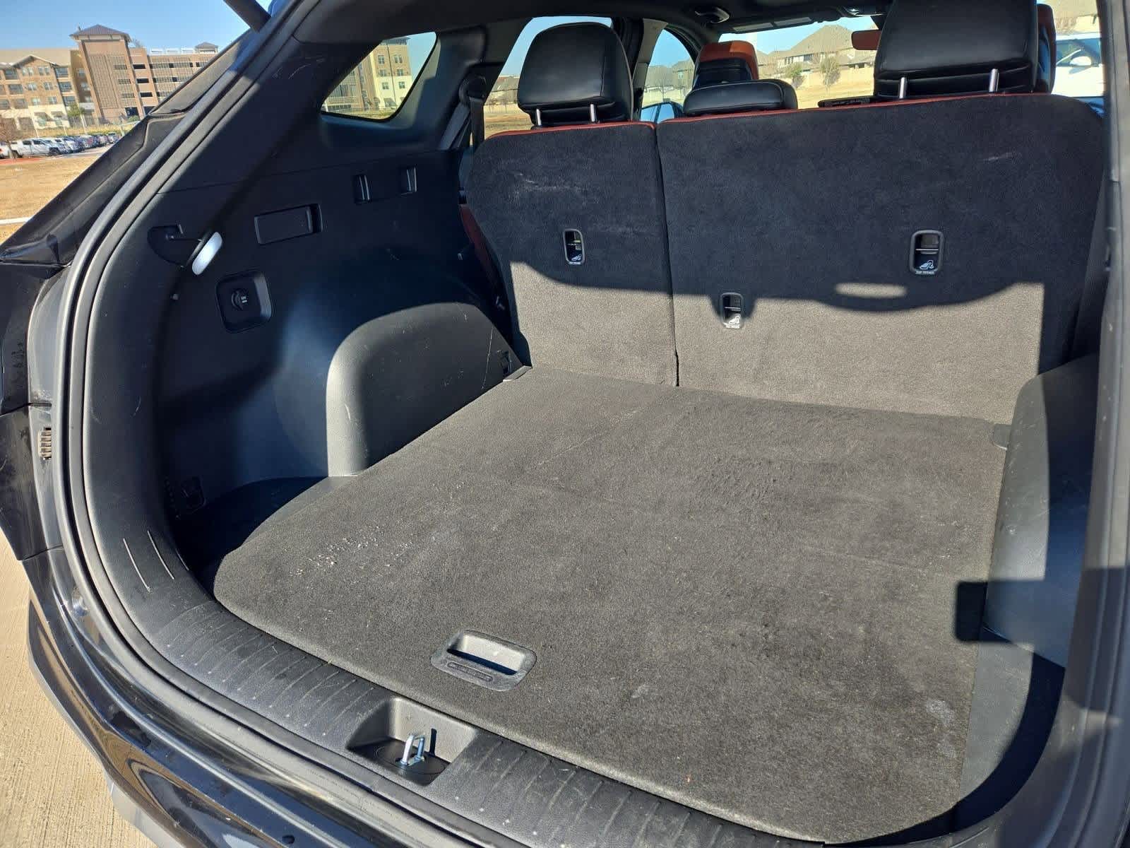 Thumbnail: 2023 Kia Sportage - 35