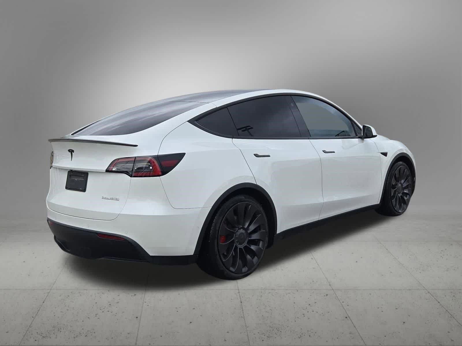 Thumbnail: 2022 Tesla Model Y - 6