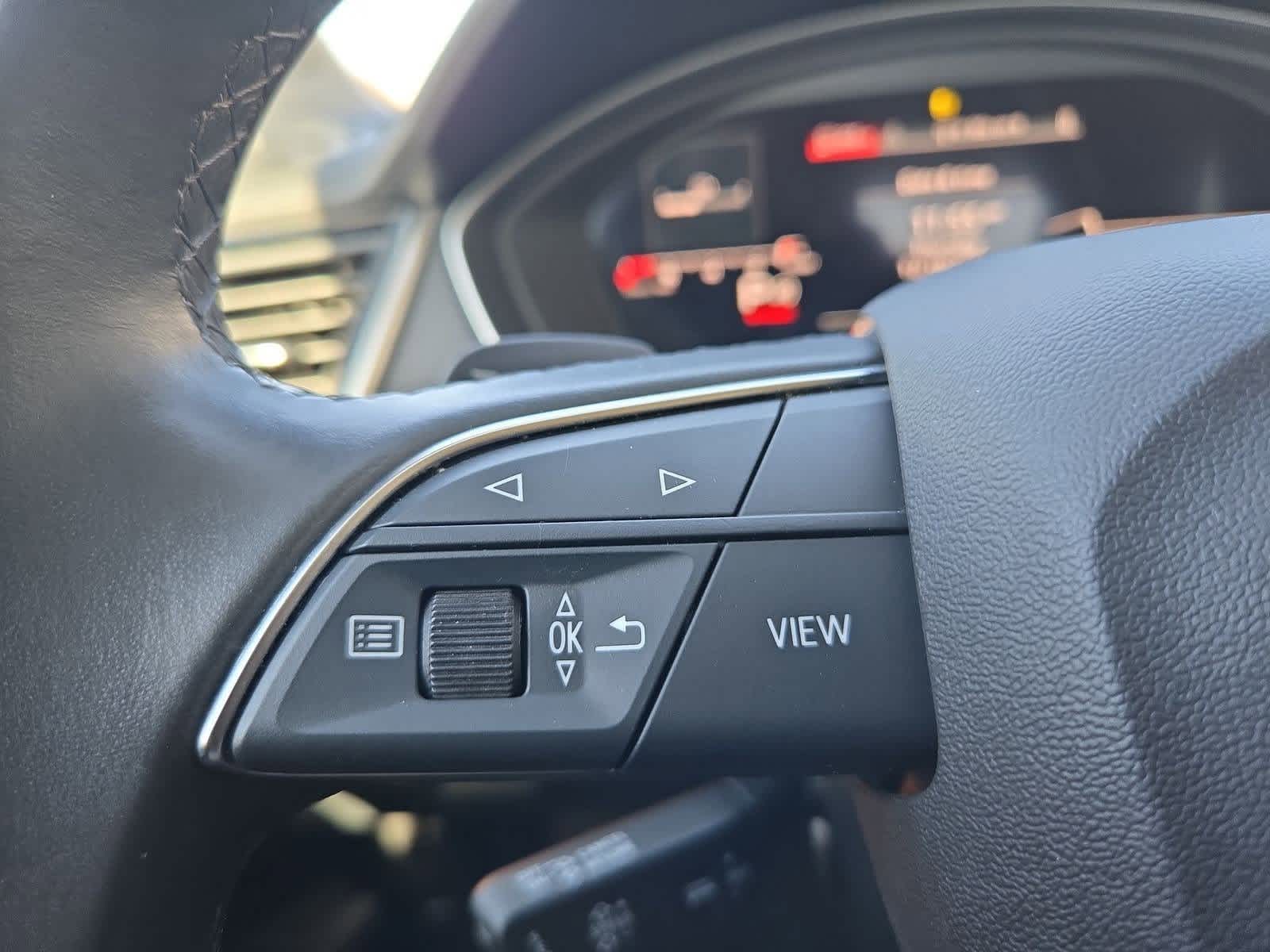 Thumbnail: 2023 Audi Q5 - 24