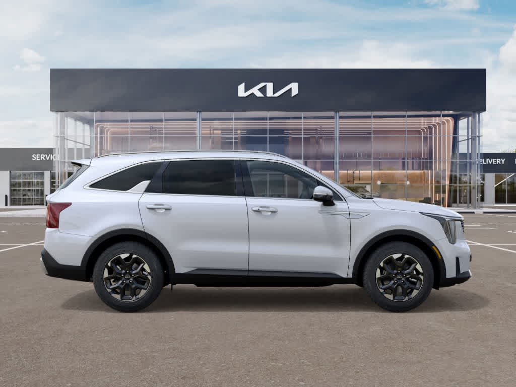 2025 Kia Sorento S 7