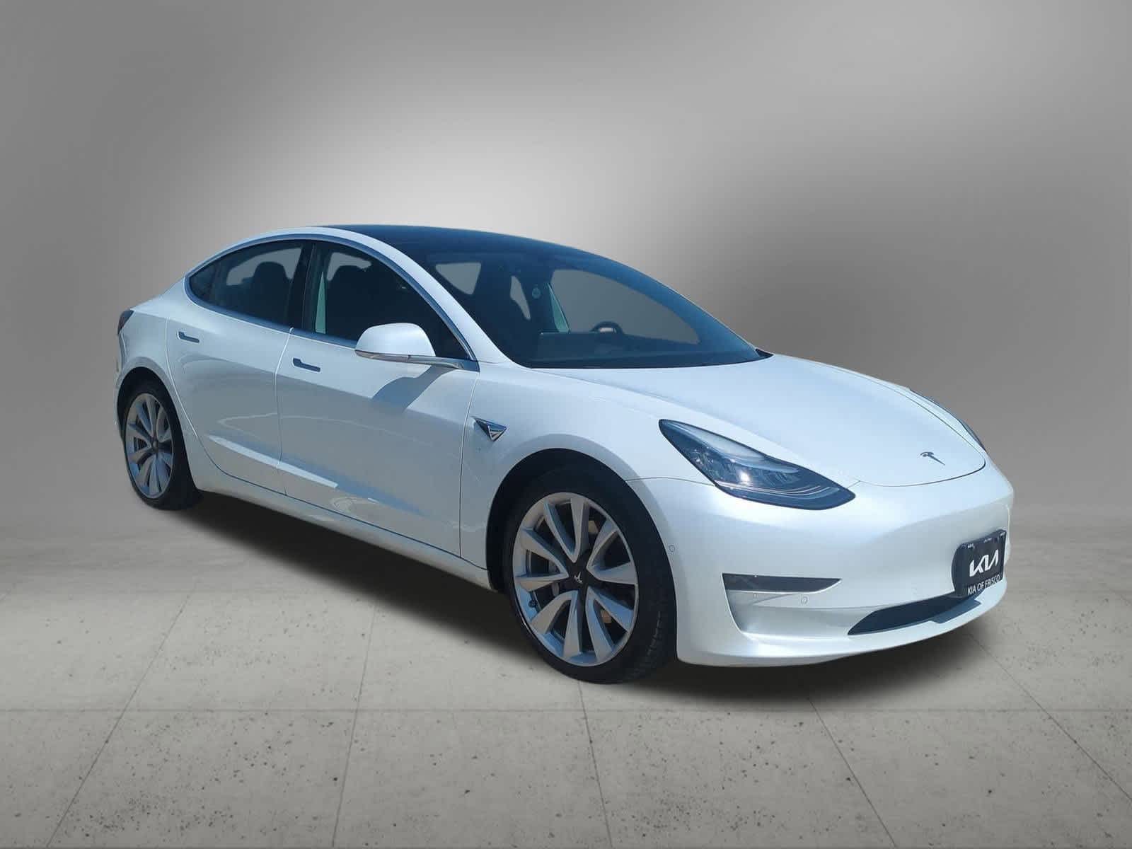 Thumbnail: 2020 Tesla Model 3 - 8
