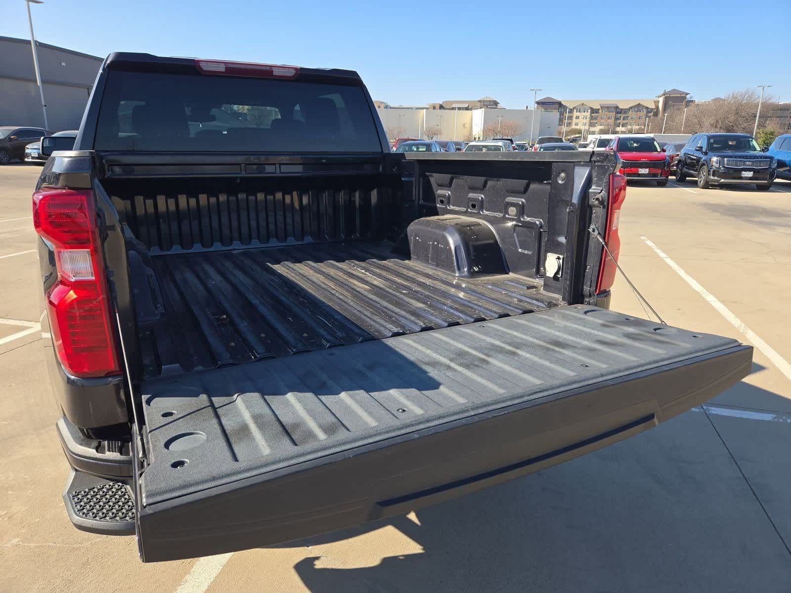 Thumbnail: 2022 Chevrolet Silverado 1500 - 30