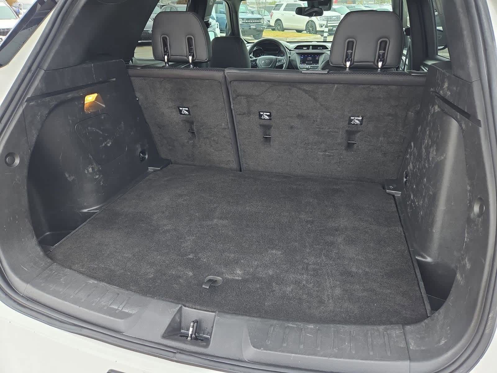 Thumbnail: 2022 Chevrolet TrailBlazer - 32