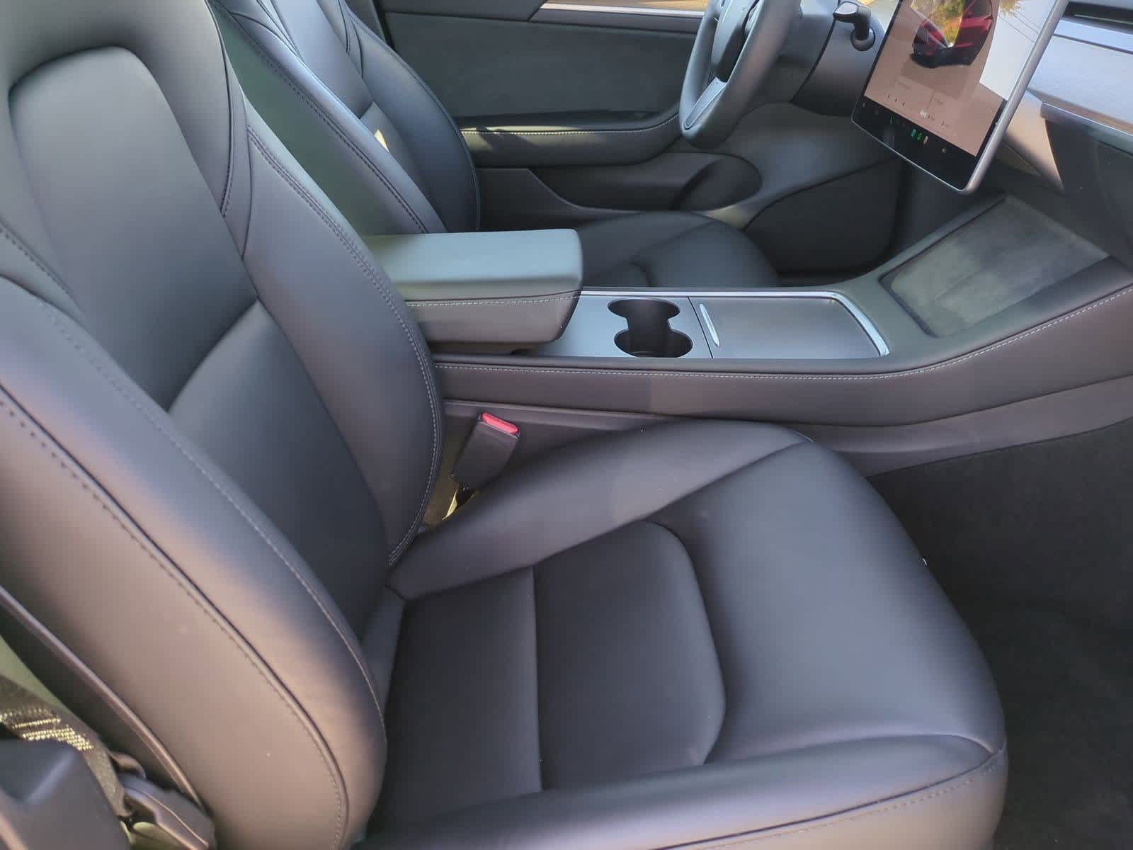 Thumbnail: 2023 Tesla Model 3 - 19
