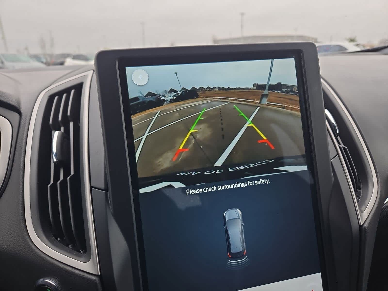 Thumbnail: 2021 Ford Edge - 28