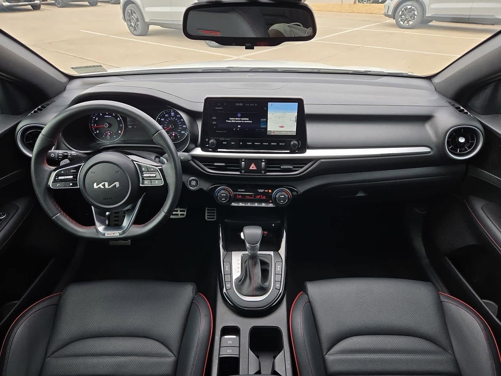 Thumbnail: 2023 Kia Forte - 14