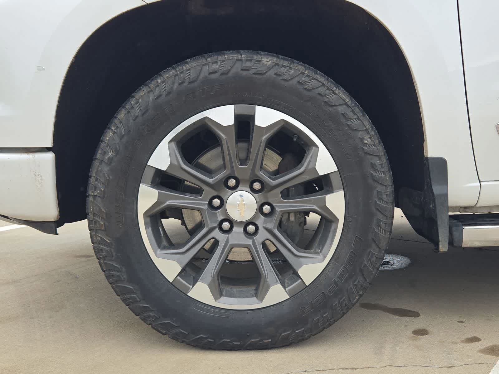Thumbnail: 2023 Chevrolet Silverado 1500 - 12