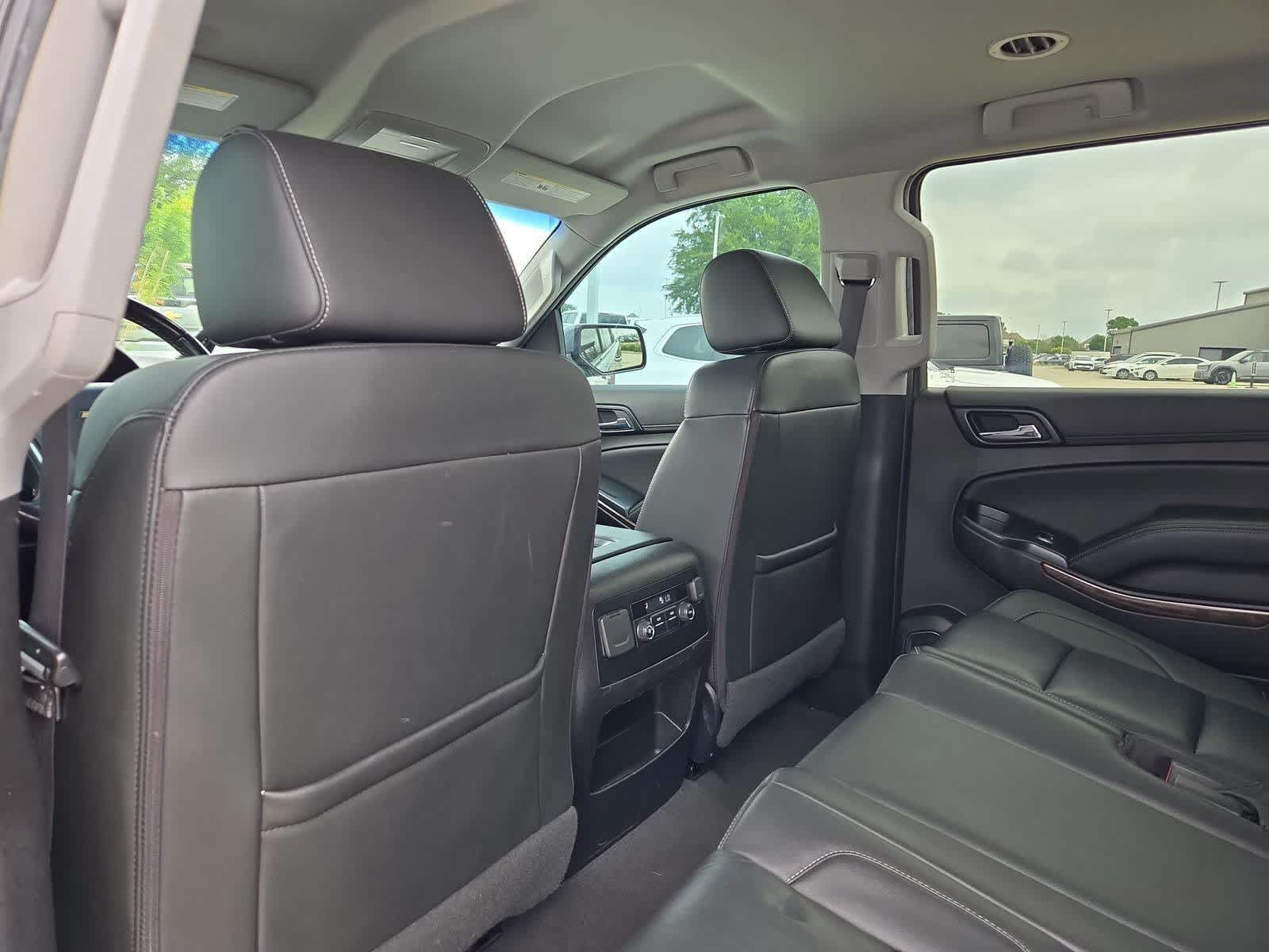 Thumbnail: 2019 Chevrolet Suburban - 15