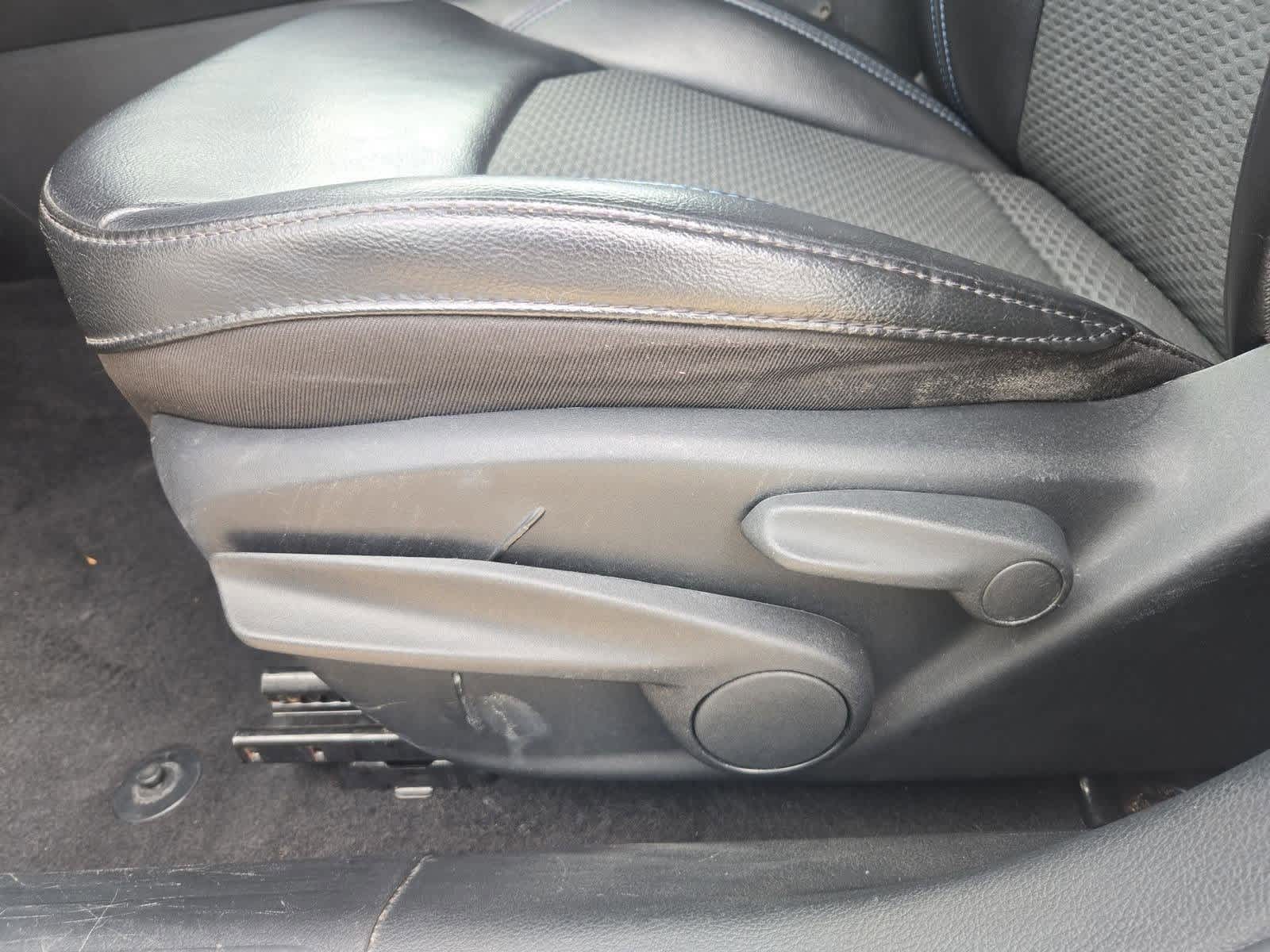 Thumbnail: 2023 Jeep Compass - 17