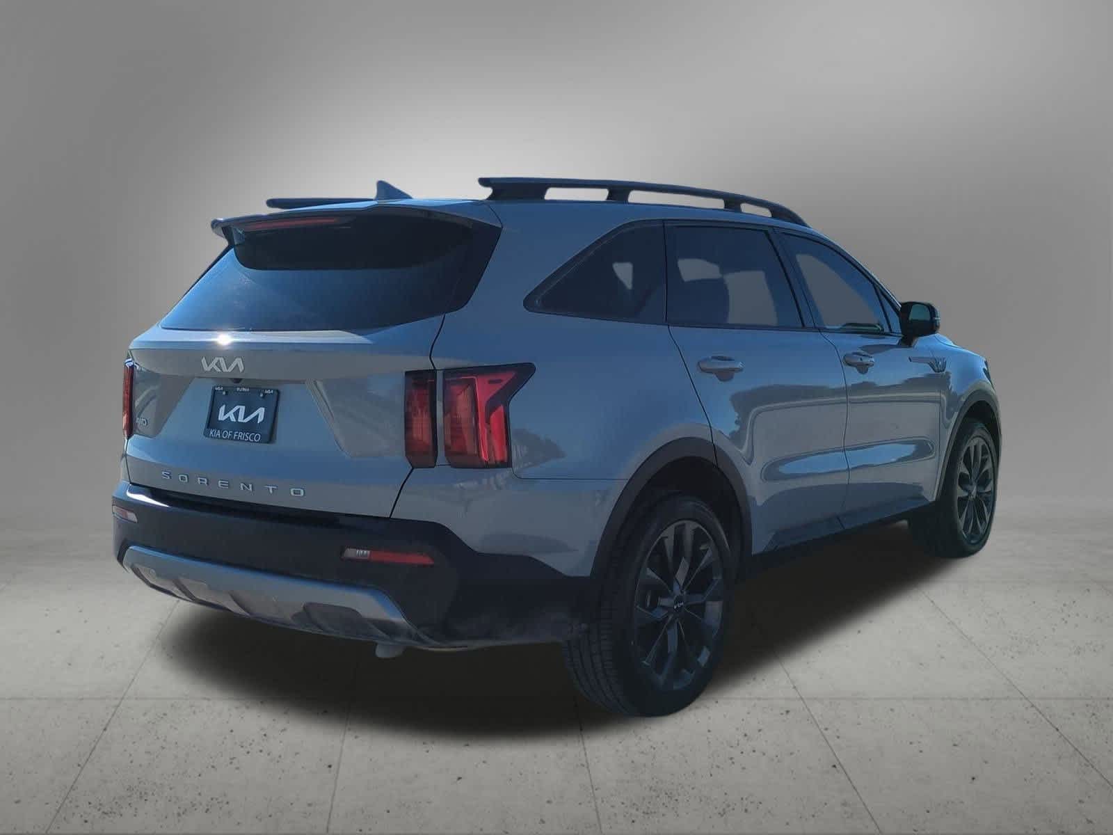 Thumbnail: 2022 Kia Sorento - 6