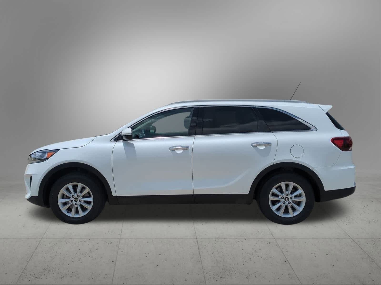 2020 Kia Sorento LX 3