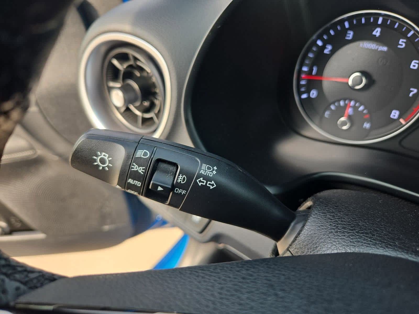 Thumbnail: 2023 Kia Forte - 28