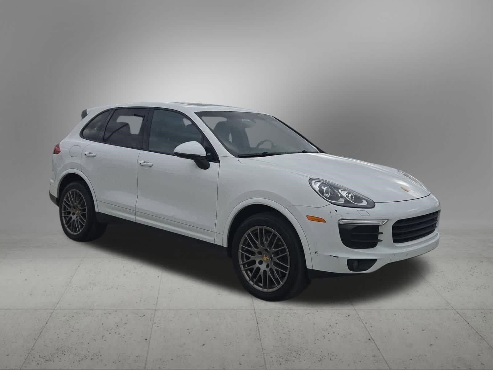 Thumbnail: 2017 Porsche Cayenne - 8
