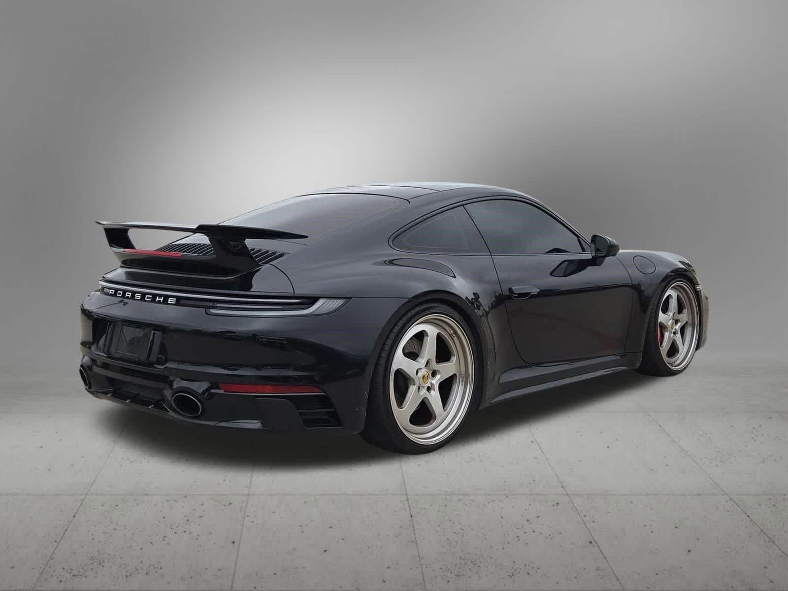 Thumbnail: 2022 Porsche 911 - 7