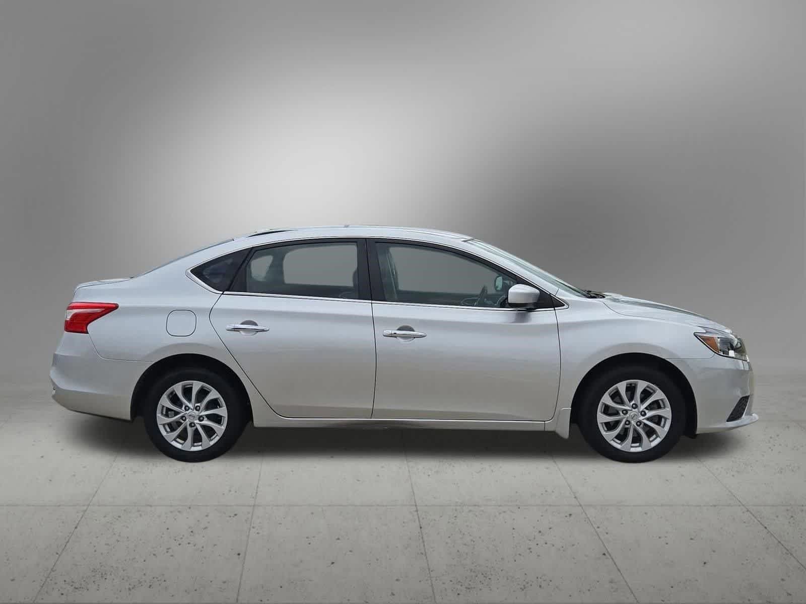 Thumbnail: 2019 Nissan Sentra - 7
