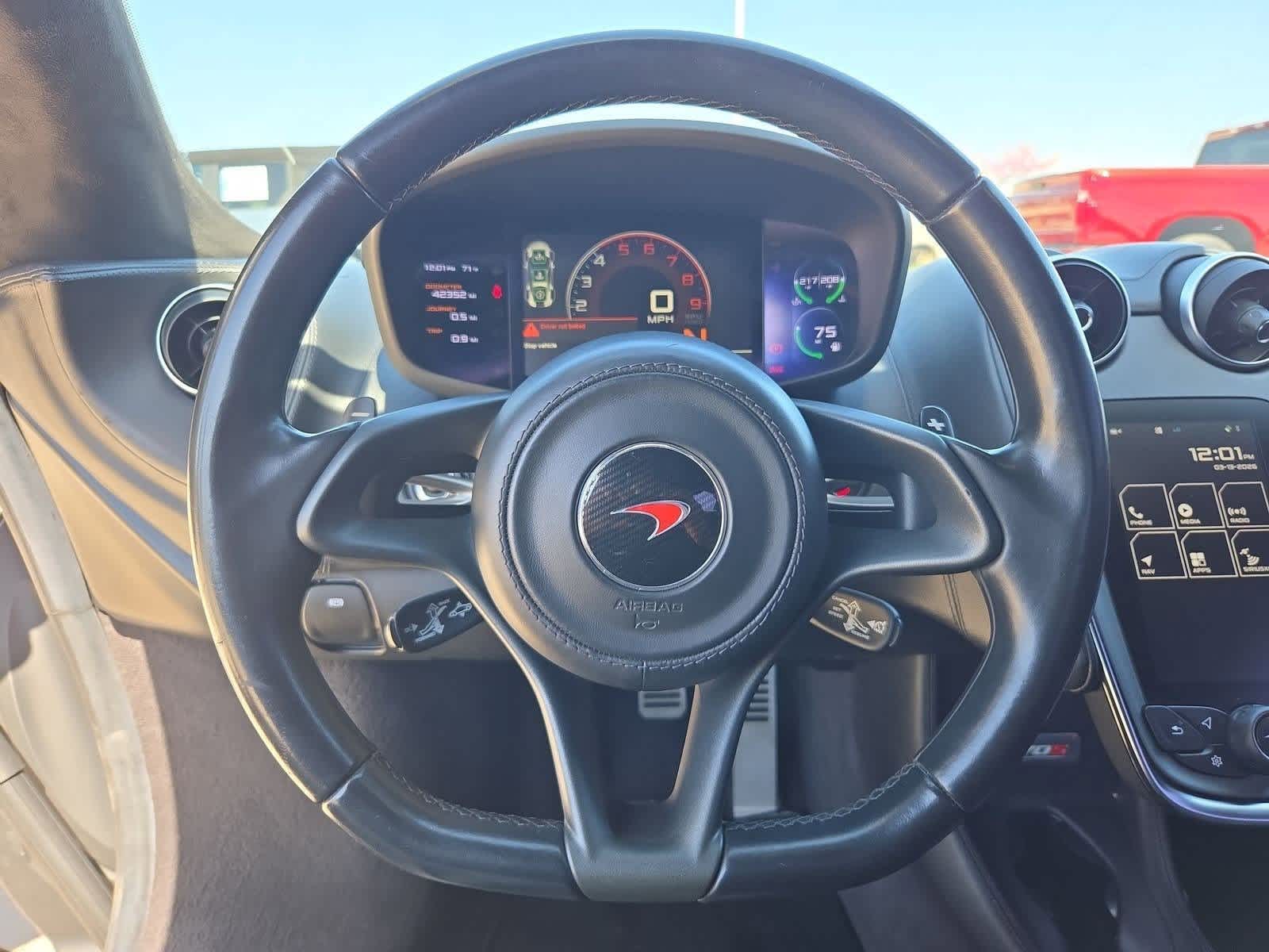 Thumbnail: 2016 Mclaren  - 14