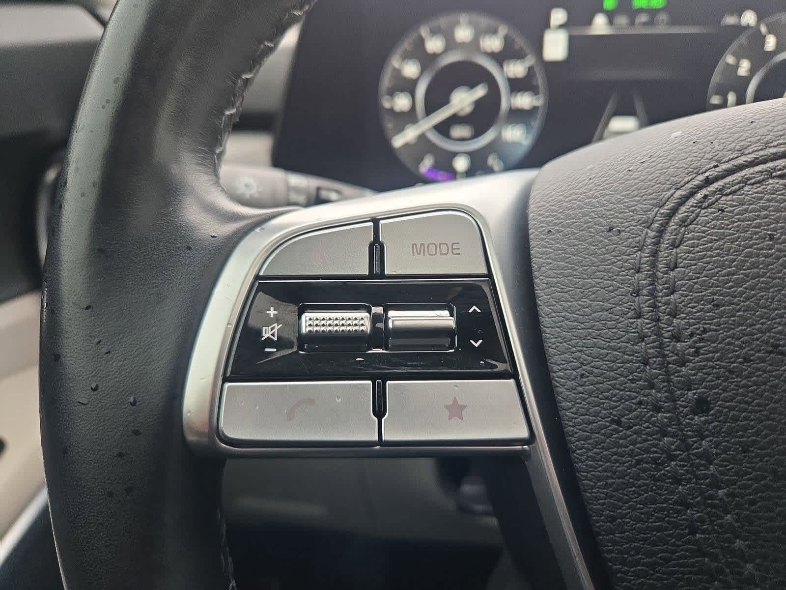 Thumbnail: 2024 Kia Telluride - 24