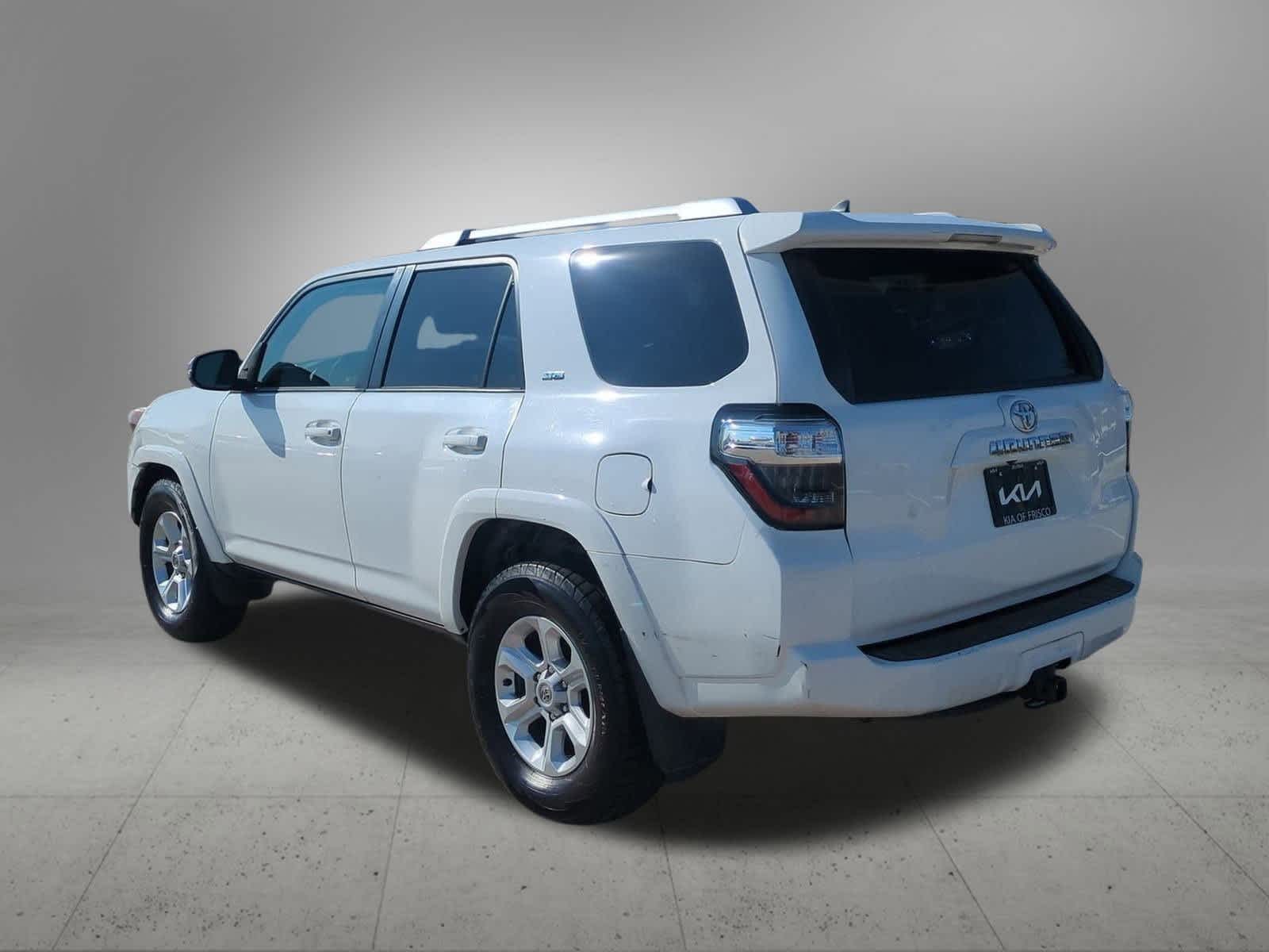 Thumbnail: 2014 Toyota 4Runner - 4