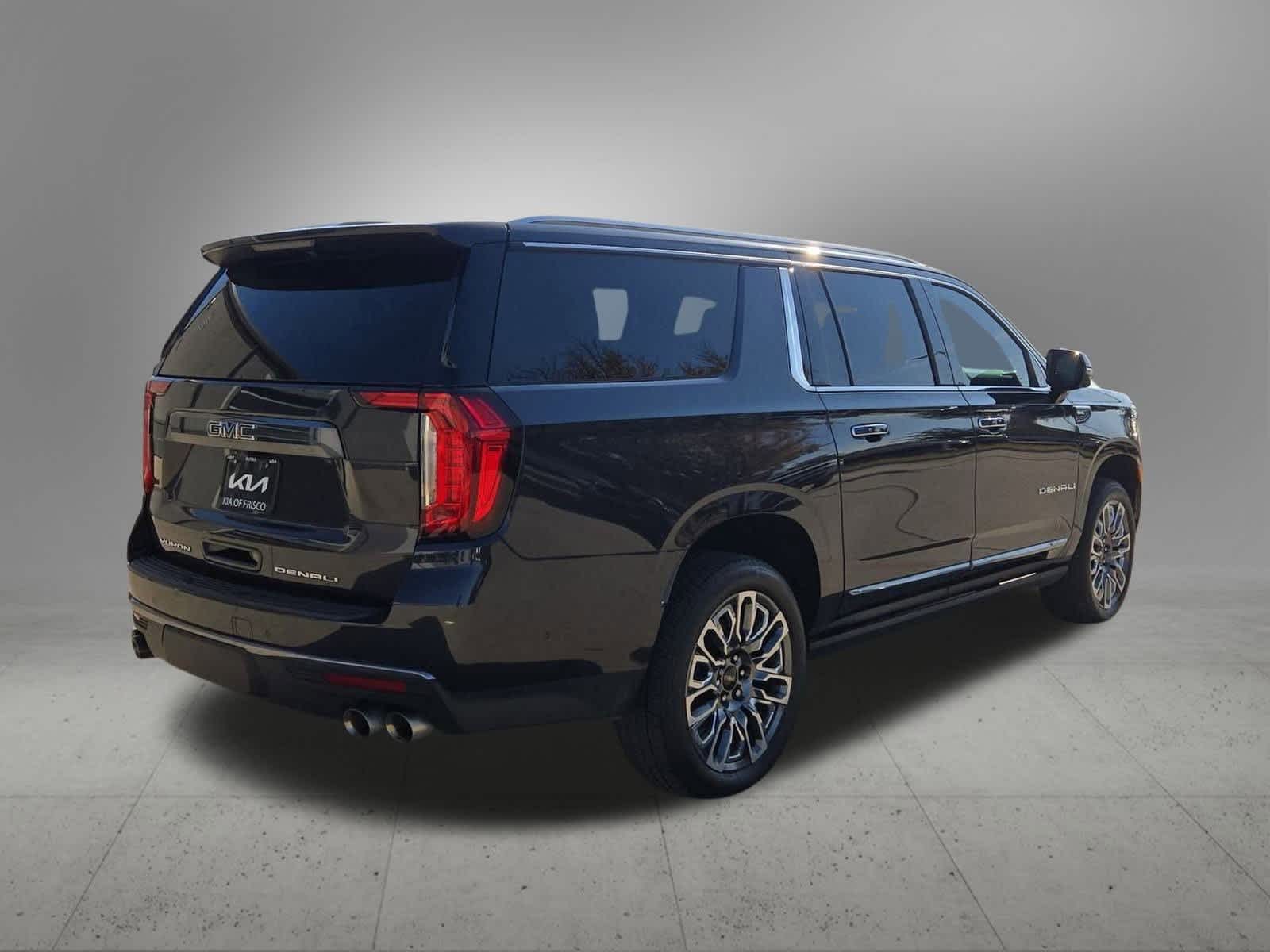 Thumbnail: 2023 GMC Yukon XL - 6