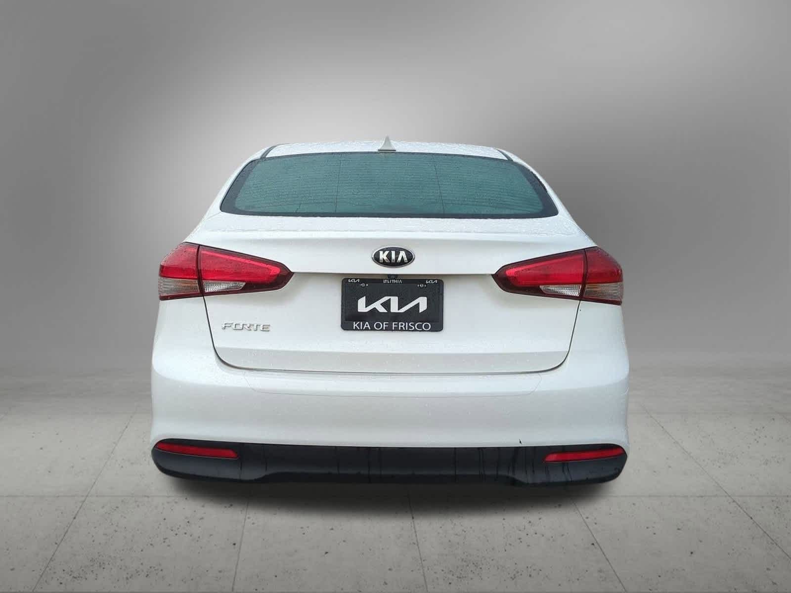 Thumbnail: 2017 Kia Forte - 5