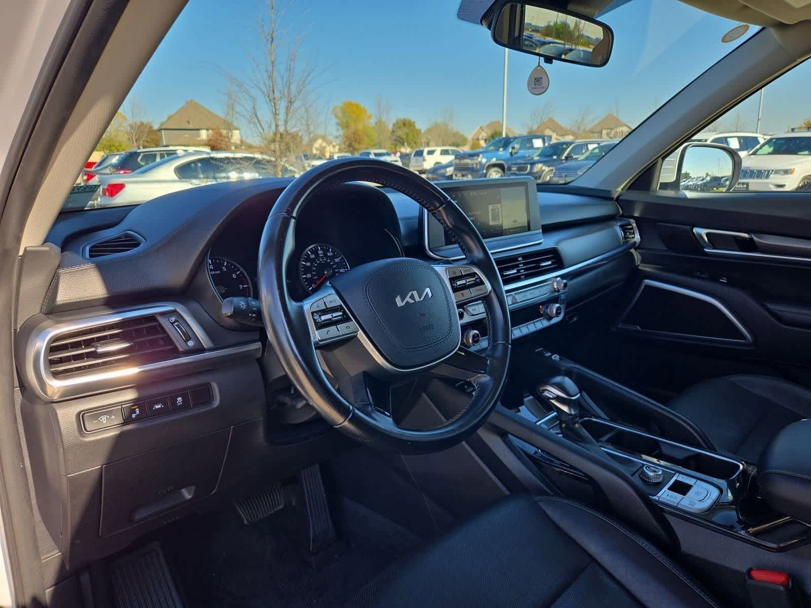 Thumbnail: 2022 Kia Telluride - 2